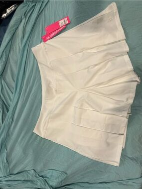 NWT Lilly Pulitzer  White Pleated Tennis Skort size 12
